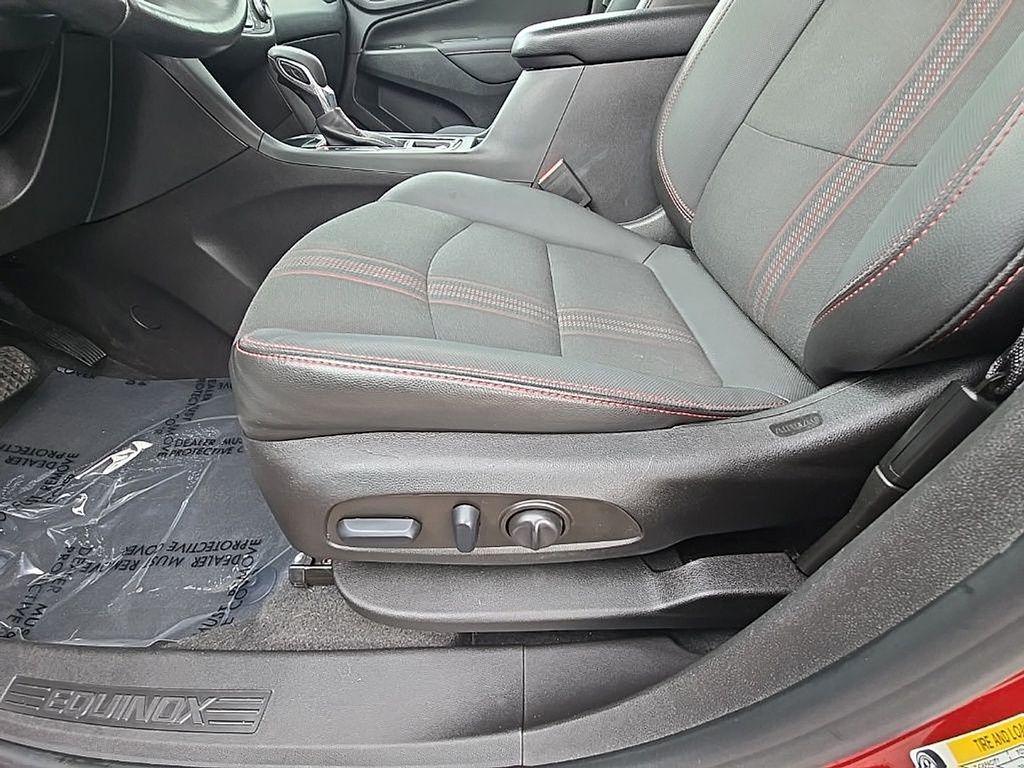 used 2022 Chevrolet Equinox car, priced at $19,000
