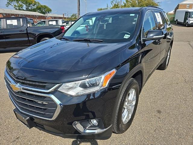 used 2021 Chevrolet Traverse car, priced at $27,524