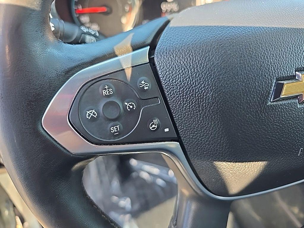 used 2023 Chevrolet Traverse car, priced at $25,319