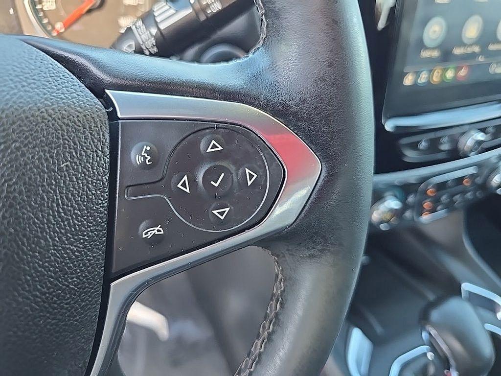 used 2023 Chevrolet Traverse car, priced at $25,319