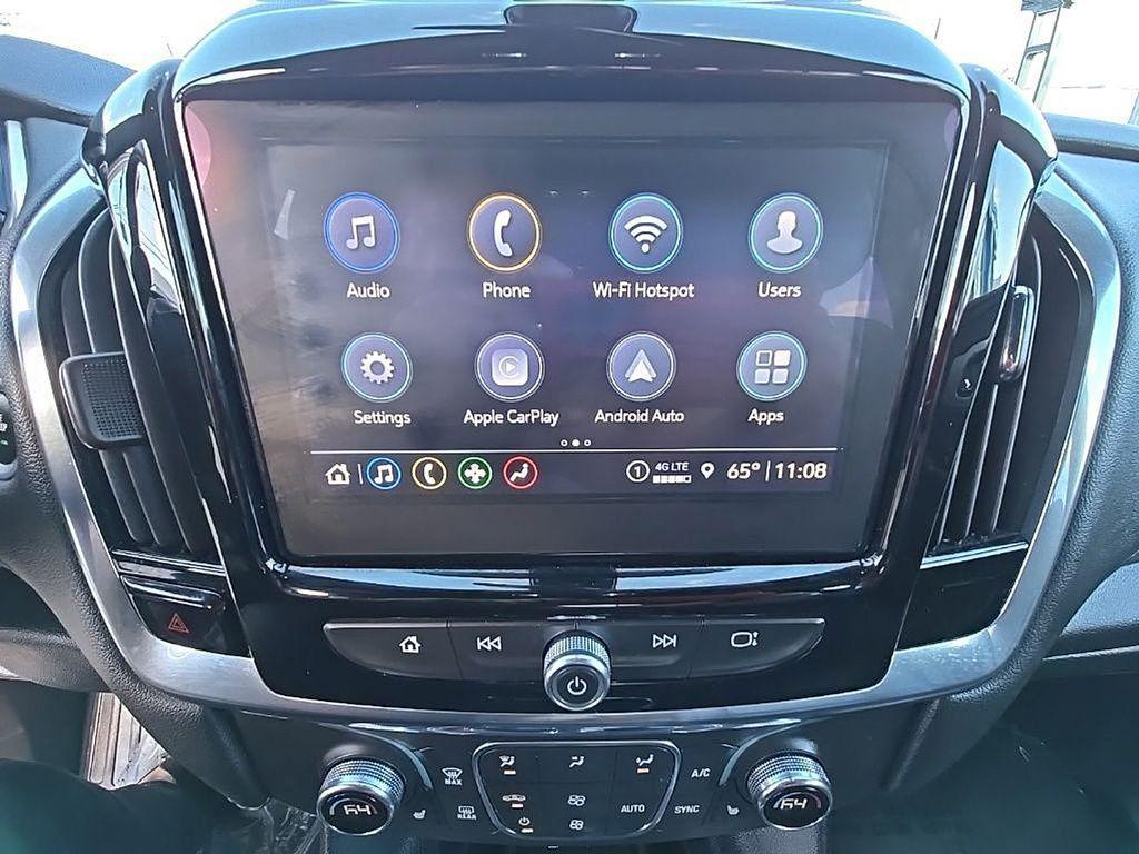 used 2023 Chevrolet Traverse car, priced at $25,319