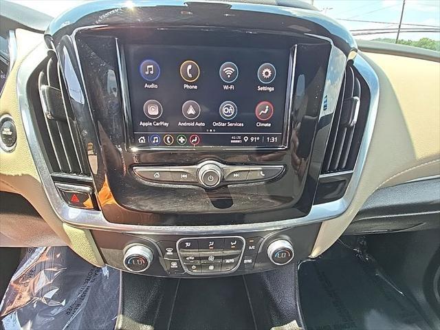 used 2022 Chevrolet Traverse car, priced at $25,328