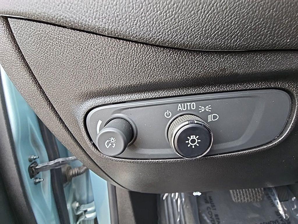 used 2022 Chevrolet Equinox car, priced at $23,000