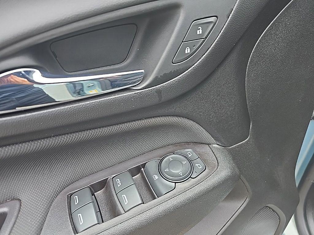 used 2022 Chevrolet Equinox car, priced at $23,000