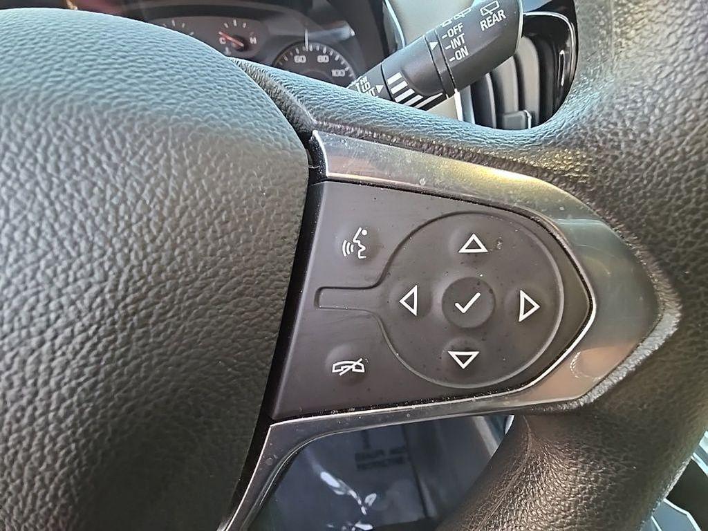 used 2023 Chevrolet Traverse car, priced at $27,000