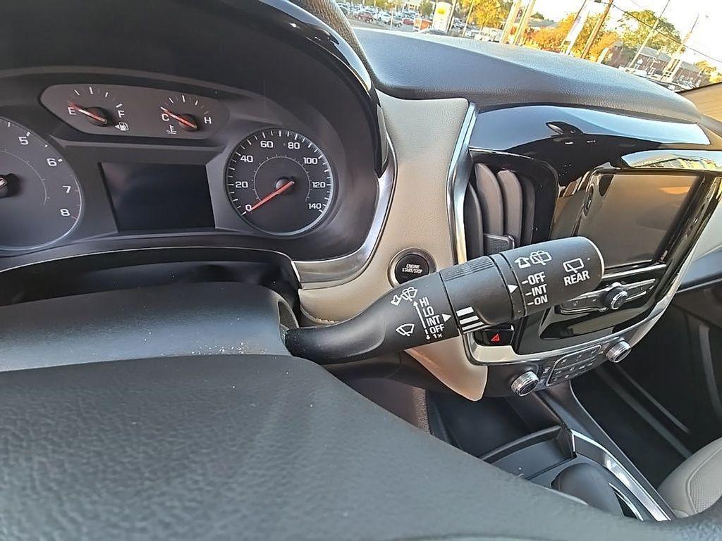 used 2023 Chevrolet Traverse car, priced at $27,000