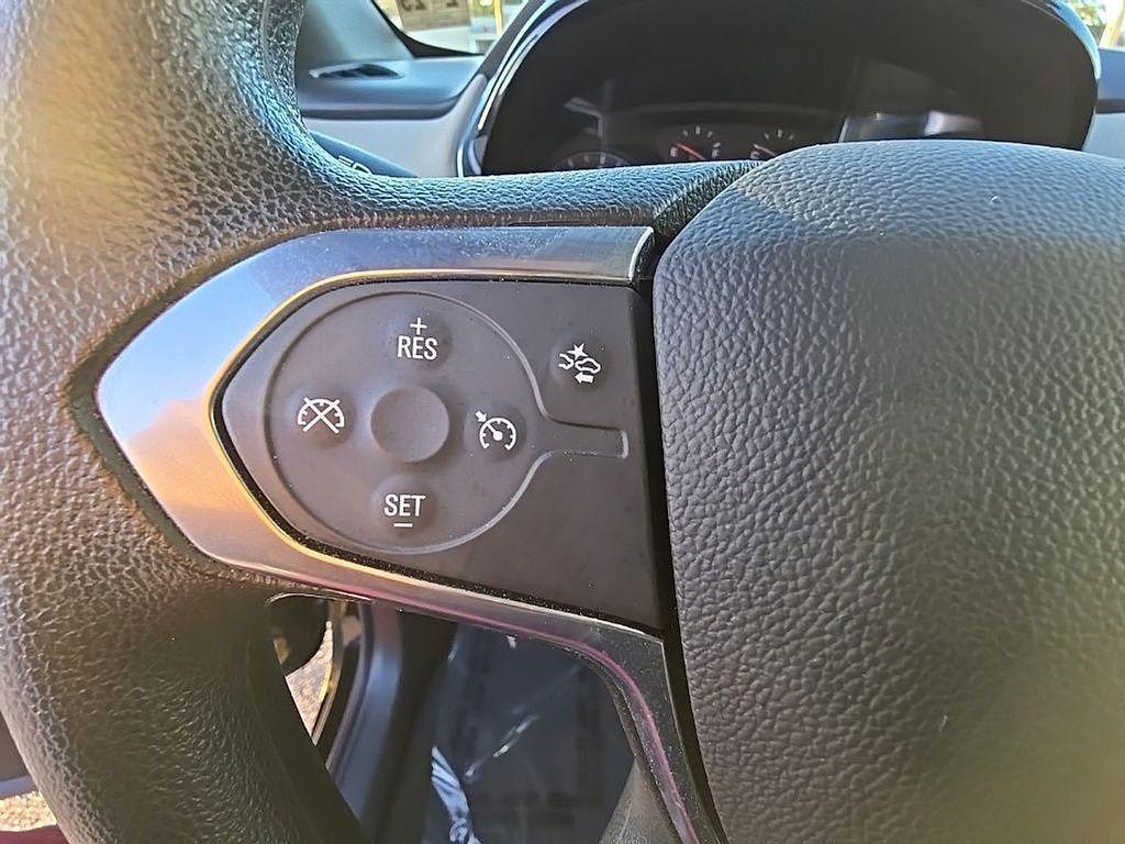 used 2023 Chevrolet Traverse car, priced at $27,000