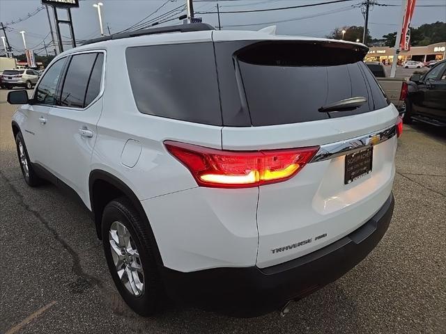 used 2021 Chevrolet Traverse car, priced at $29,305