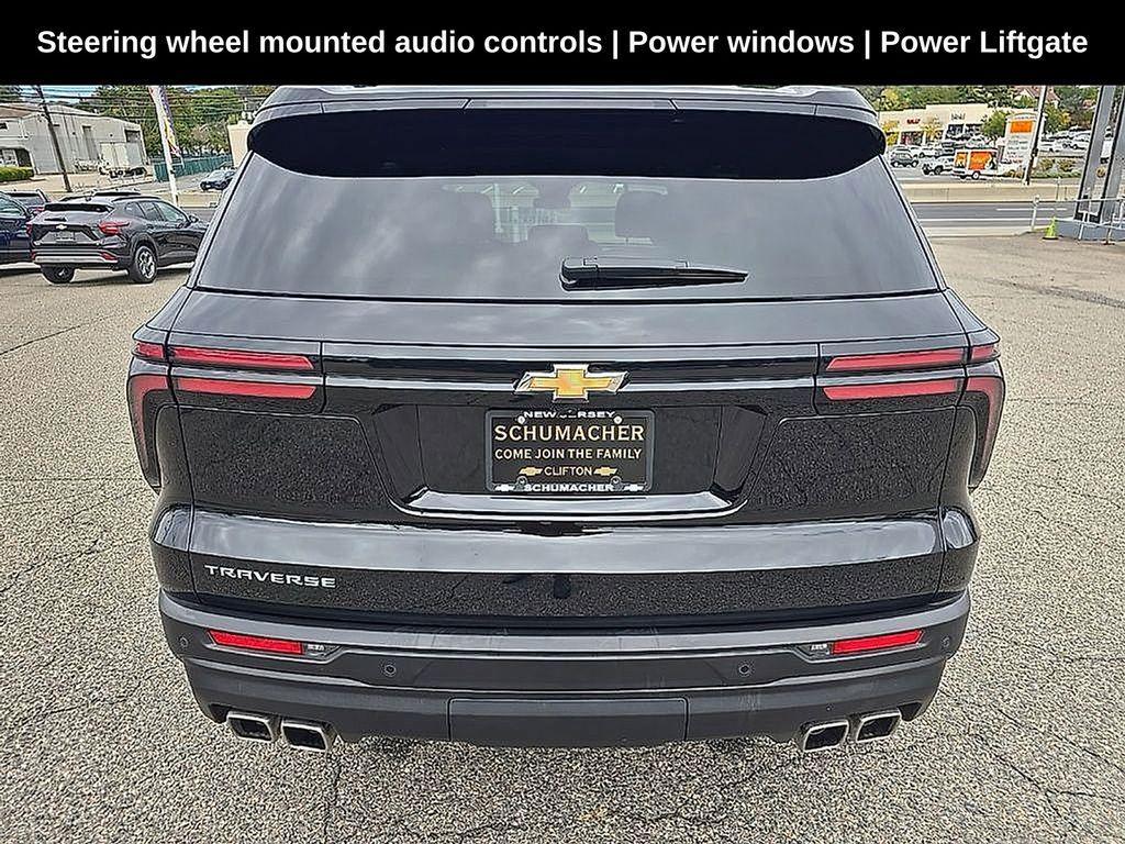 used 2024 Chevrolet Traverse car, priced at $33,000