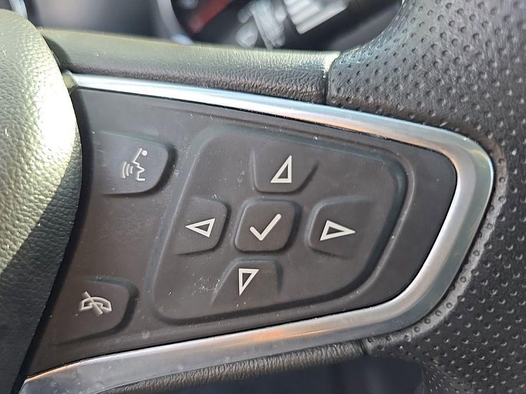 used 2022 Chevrolet Equinox car, priced at $19,806