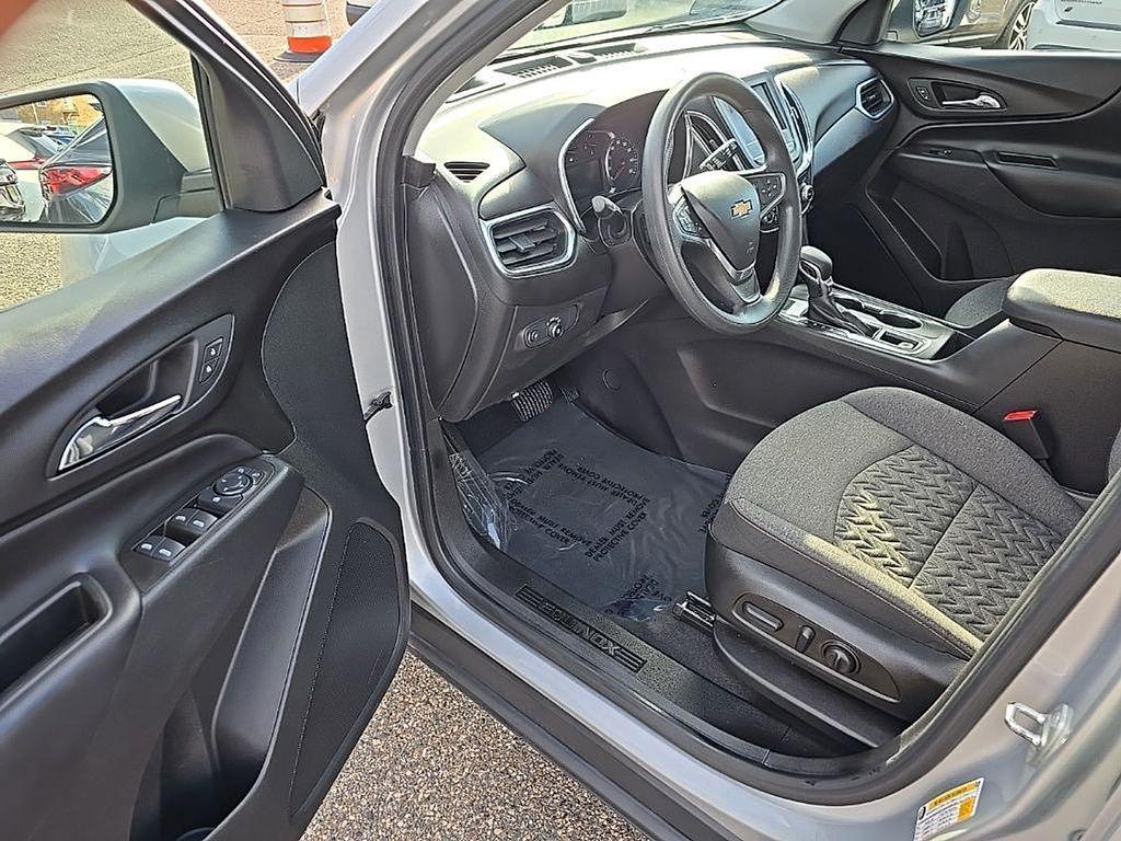used 2022 Chevrolet Equinox car, priced at $19,806