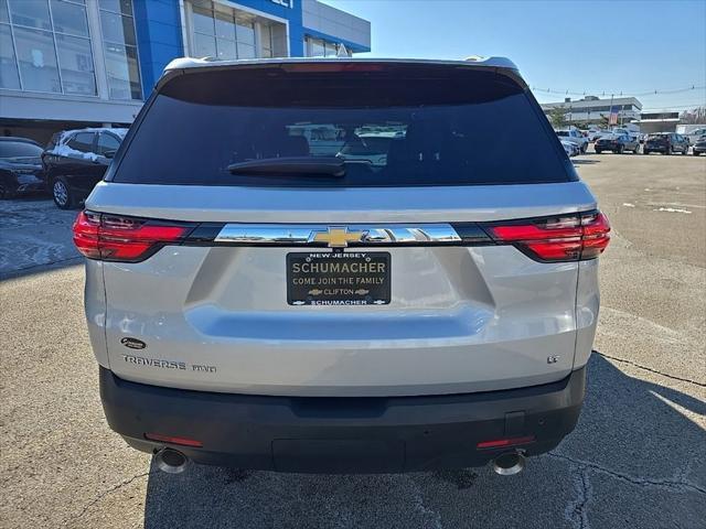 used 2022 Chevrolet Traverse car, priced at $27,493