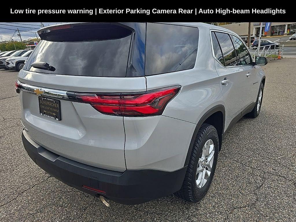 used 2022 Chevrolet Traverse car, priced at $26,375