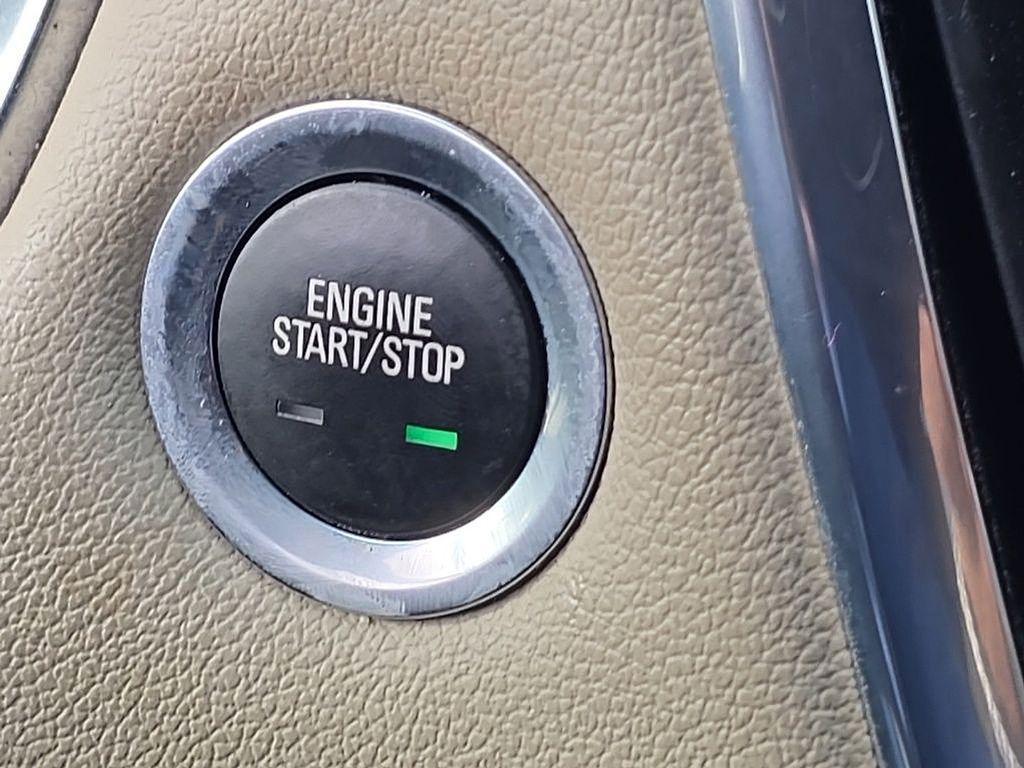used 2022 Chevrolet Traverse car, priced at $26,375