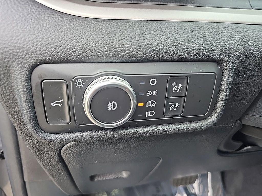 used 2021 Ford Explorer car, priced at $27,500