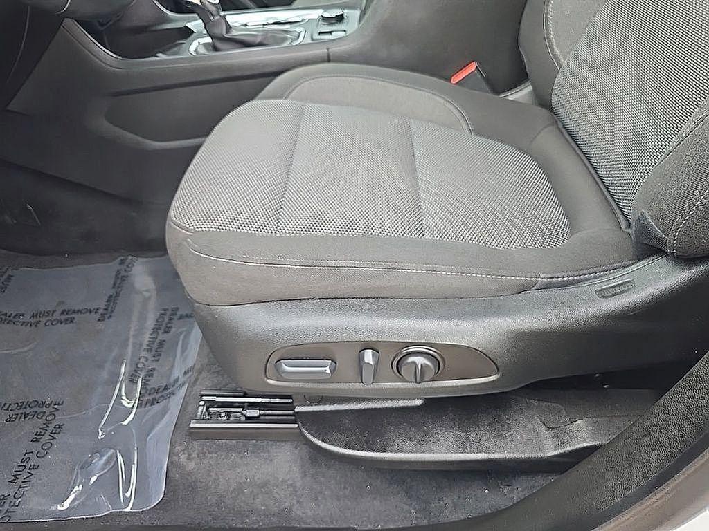 used 2023 Chevrolet Traverse car, priced at $29,000