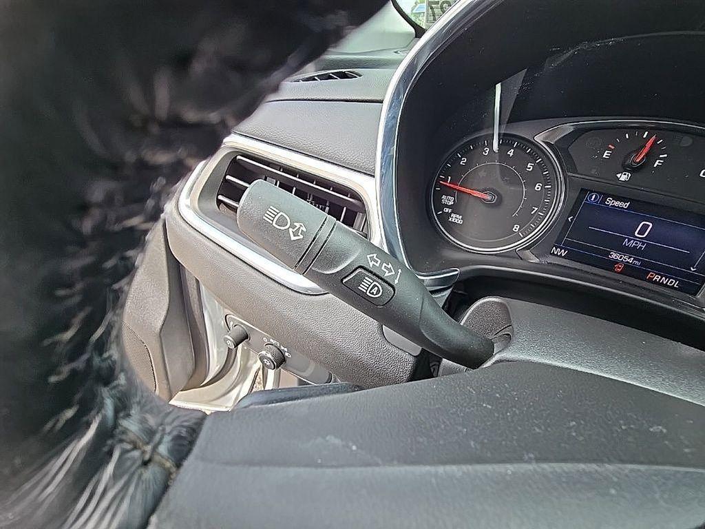 used 2022 Chevrolet Equinox car, priced at $20,500
