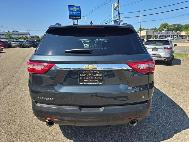 used 2021 Chevrolet Traverse car, priced at $26,102