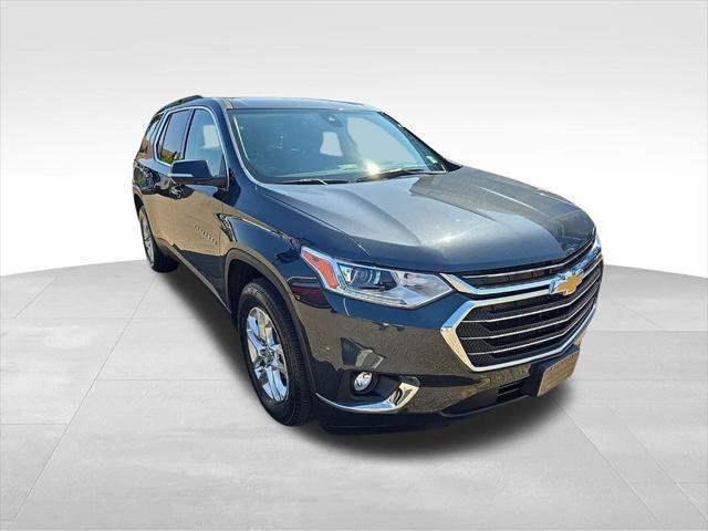 used 2021 Chevrolet Traverse car, priced at $26,102