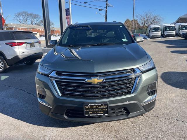 used 2022 Chevrolet Traverse car, priced at $32,276