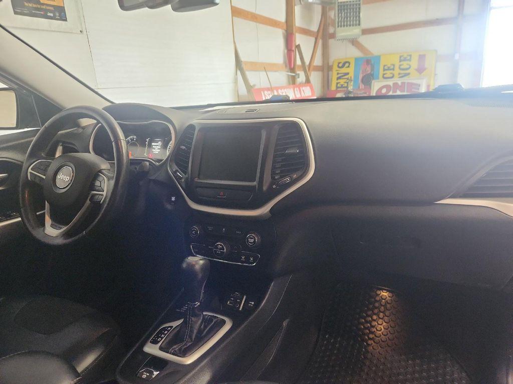 used 2018 Jeep Cherokee car, priced at $16,111