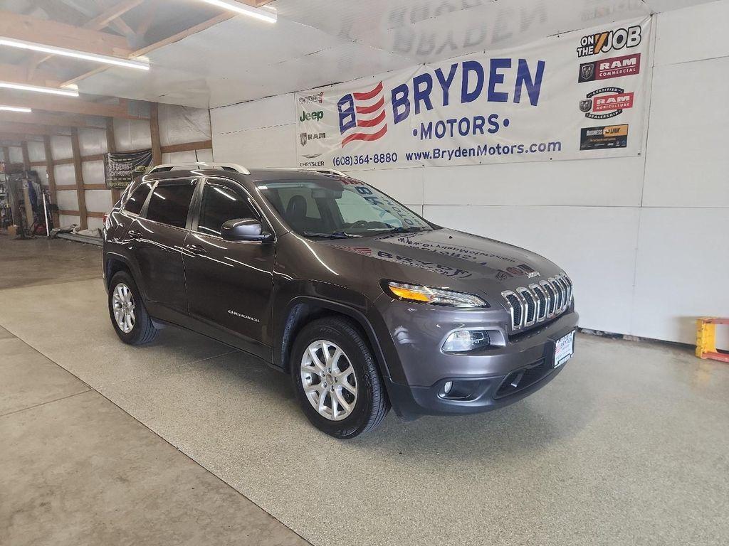 used 2018 Jeep Cherokee car, priced at $16,111