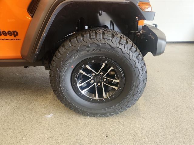 new 2025 Jeep Wrangler car, priced at $54,523
