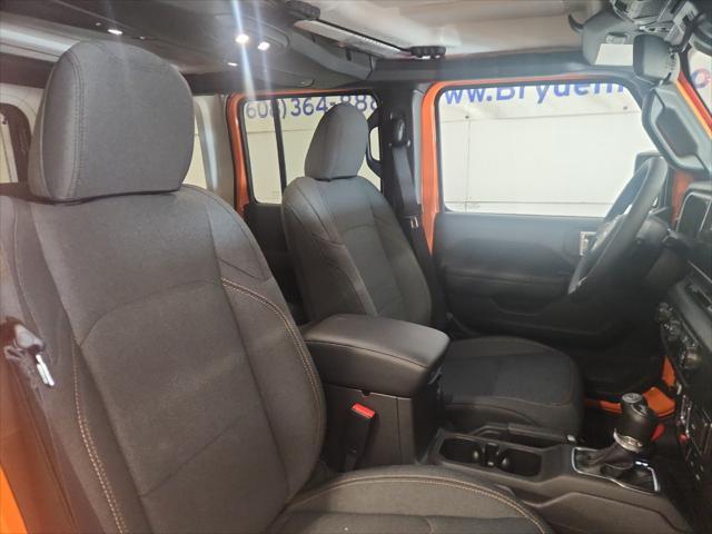 new 2025 Jeep Wrangler car, priced at $54,523