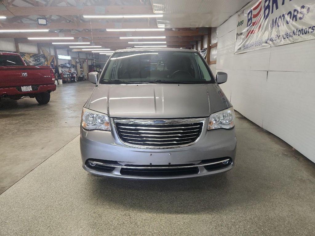 used 2014 Chrysler Town & Country car, priced at $9,387