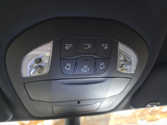new 2025 Chrysler Pacifica car, priced at $43,785