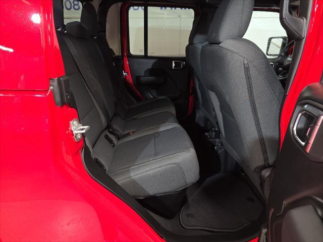 new 2025 Jeep Gladiator car, priced at $42,895