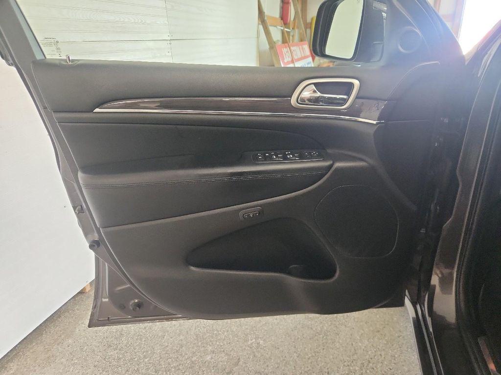 used 2018 Jeep Grand Cherokee car, priced at $20,791