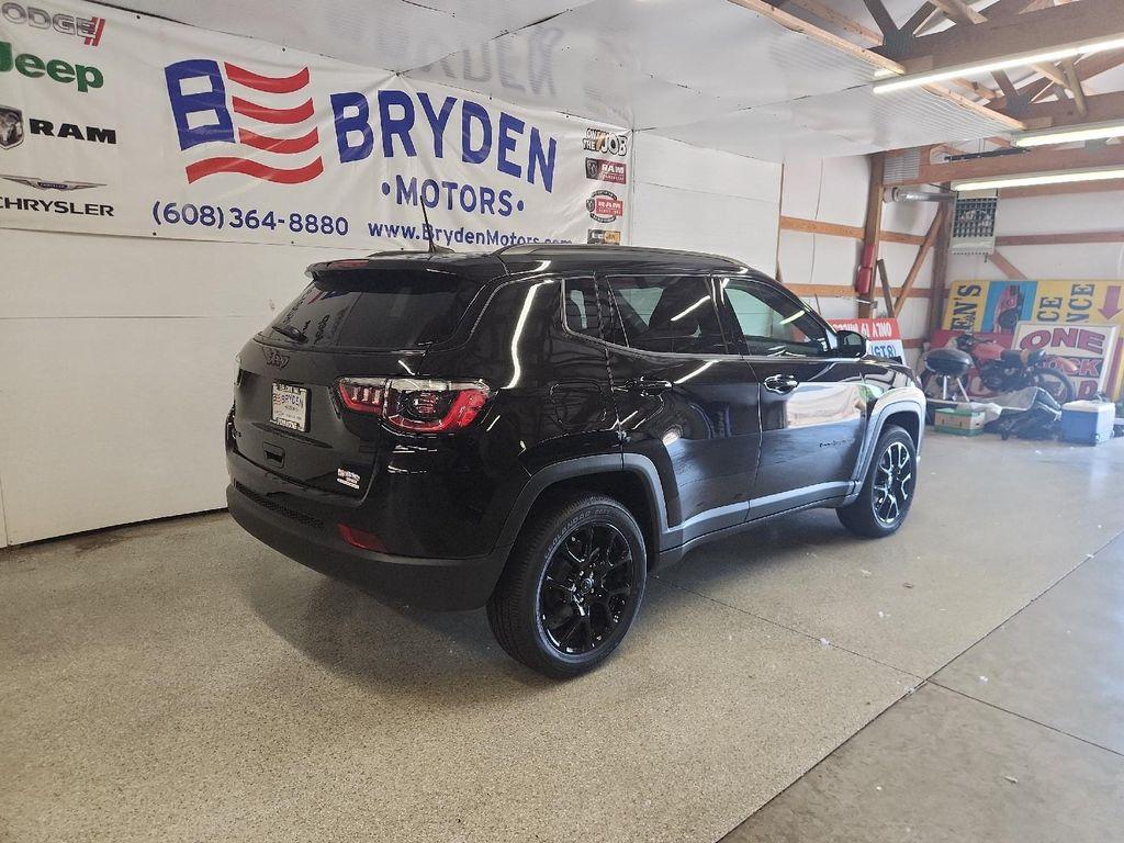 new 2025 Jeep Compass car, priced at $31,725