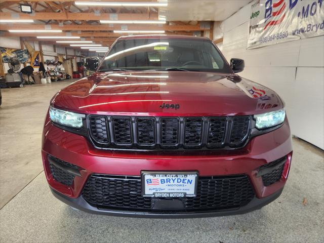 new 2025 Jeep Grand Cherokee car, priced at $44,790