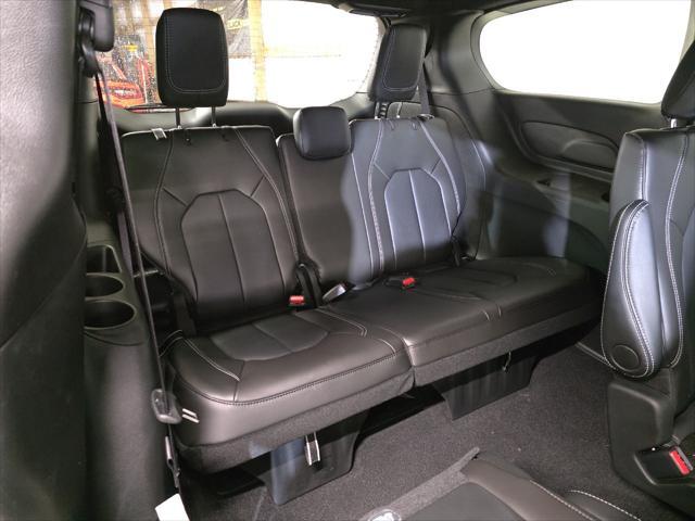 new 2025 Chrysler Pacifica car, priced at $42,395
