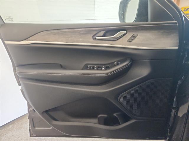 new 2025 Jeep Grand Cherokee L car, priced at $52,120
