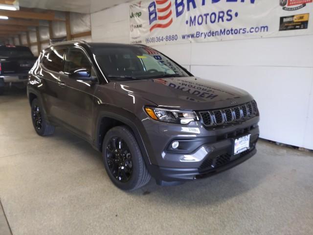 new 2024 Jeep Compass car, priced at $39,690