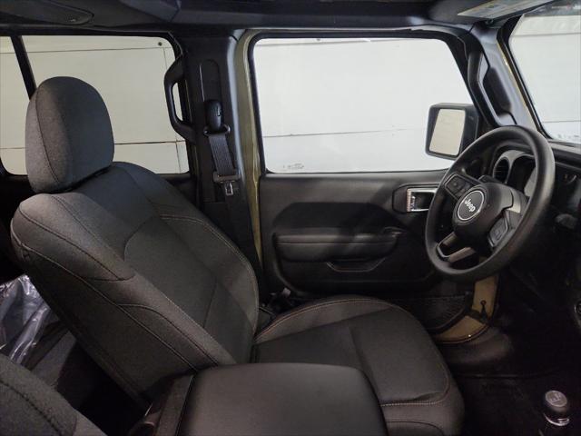 new 2025 Jeep Gladiator car, priced at $44,397