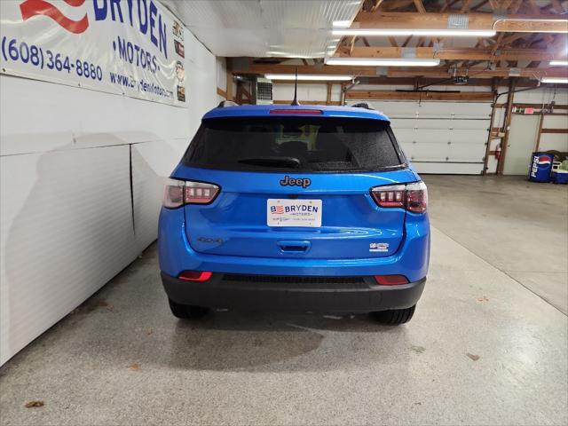 new 2025 Jeep Compass car, priced at $31,990