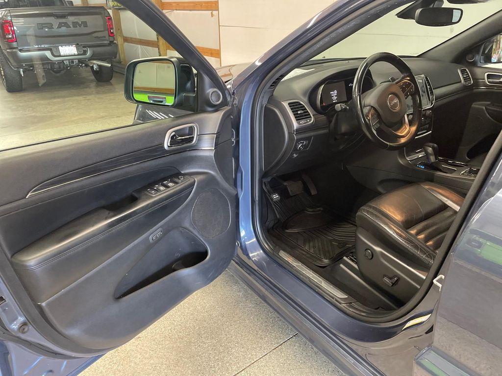 used 2020 Jeep Grand Cherokee car, priced at $22,488