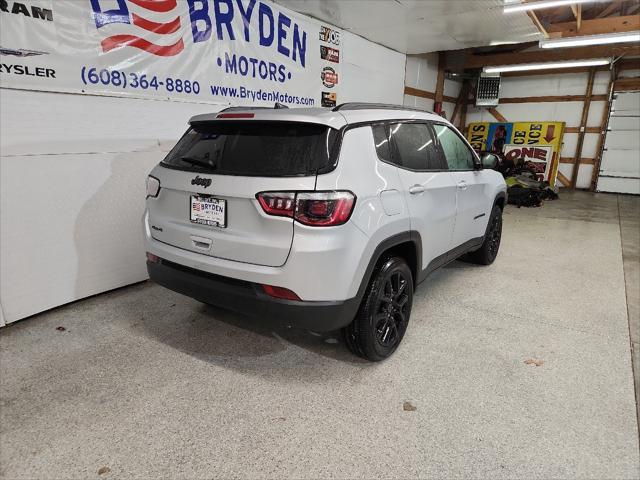 new 2025 Jeep Compass car, priced at $31,990