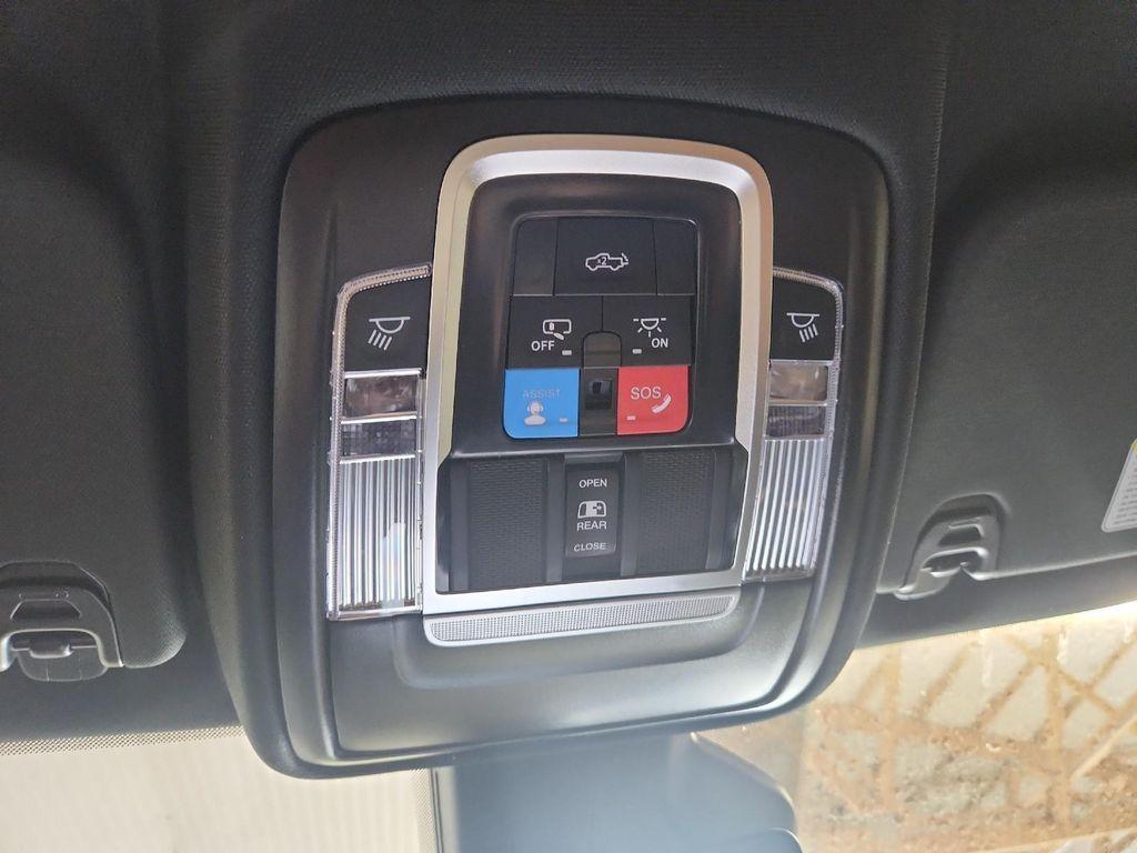 new 2025 Ram 1500 car, priced at $69,556