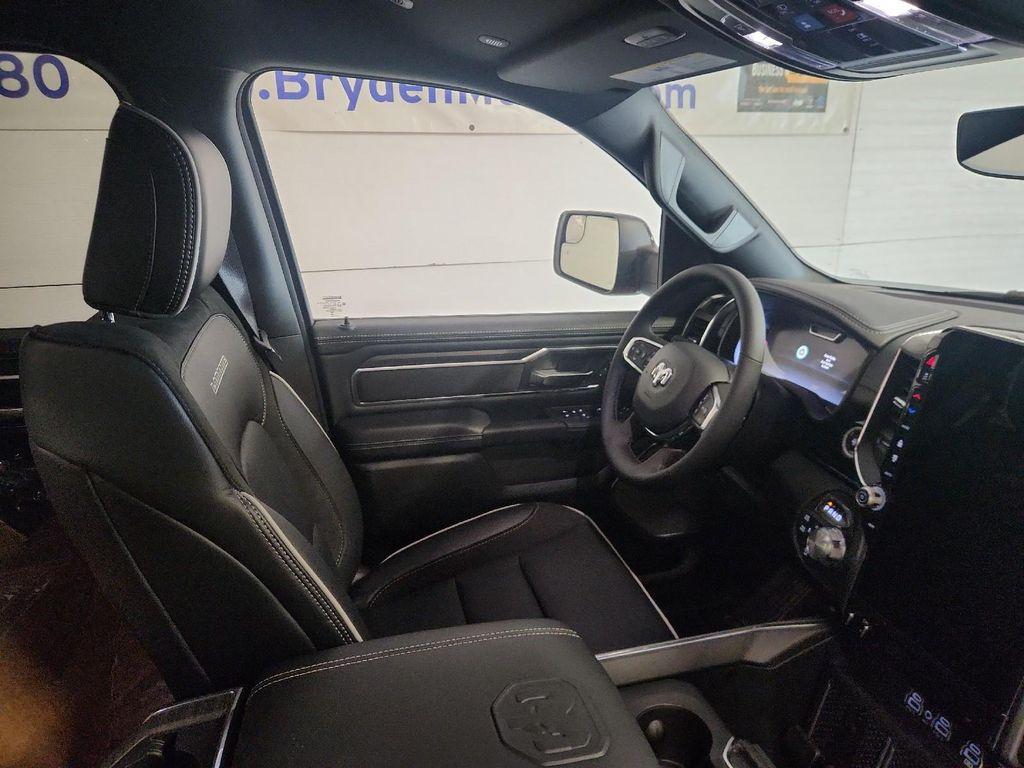 new 2025 Ram 1500 car, priced at $69,556