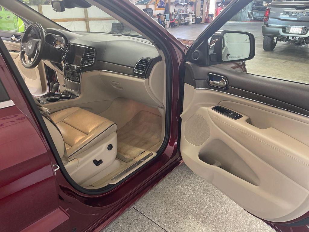 used 2020 Jeep Grand Cherokee car, priced at $24,812