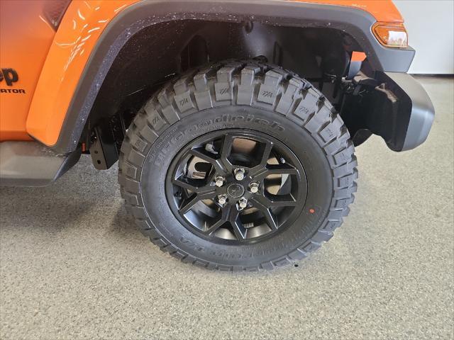 new 2025 Jeep Gladiator car, priced at $47,585