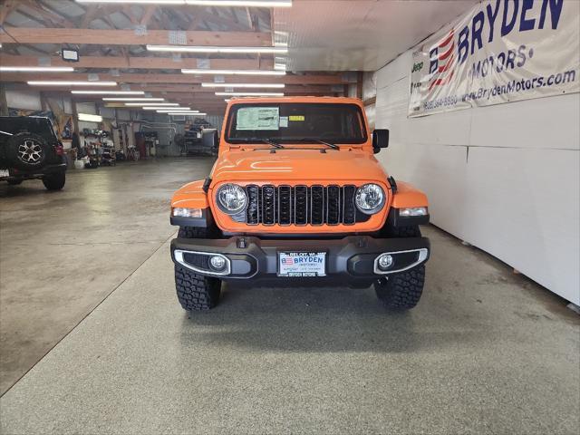 new 2025 Jeep Gladiator car, priced at $47,585