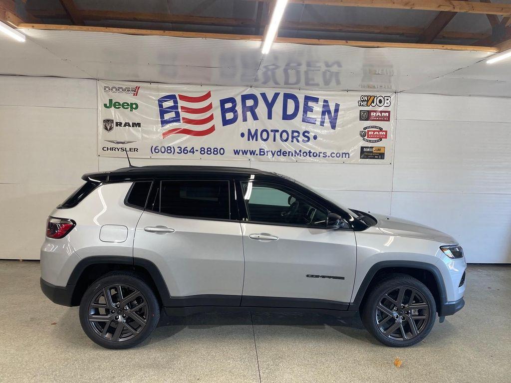 new 2026 Jeep Compass car, priced at $38,390