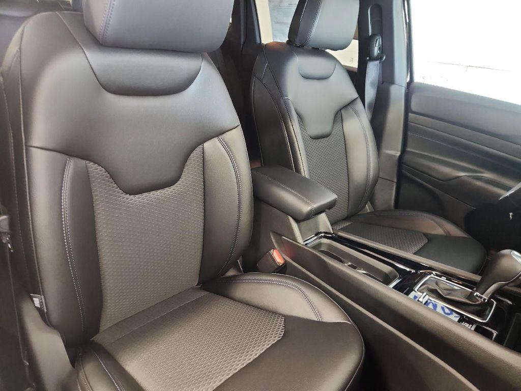 new 2025 Jeep Compass car, priced at $31,395