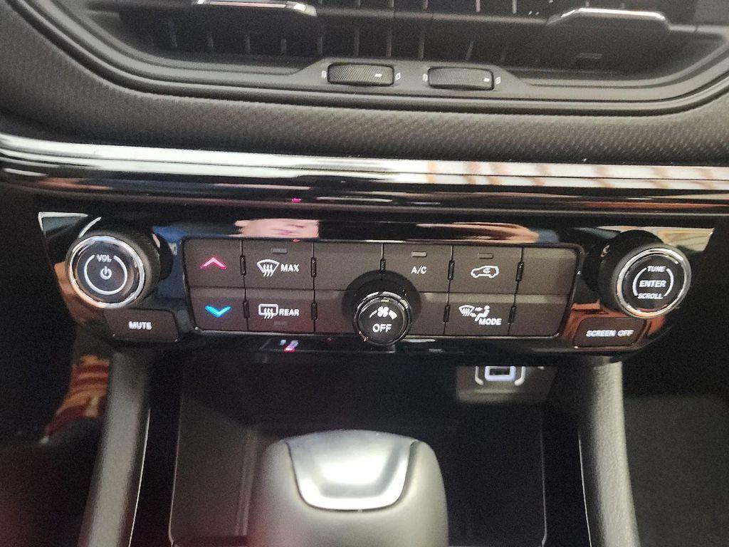 new 2025 Jeep Compass car, priced at $31,395