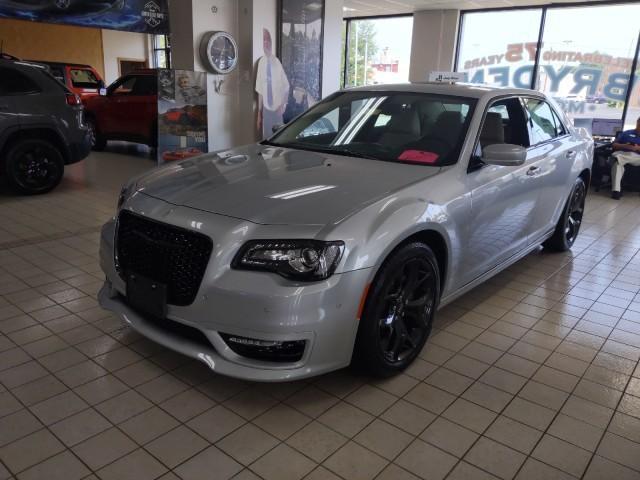 new 2023 Chrysler 300 car, priced at $41,420